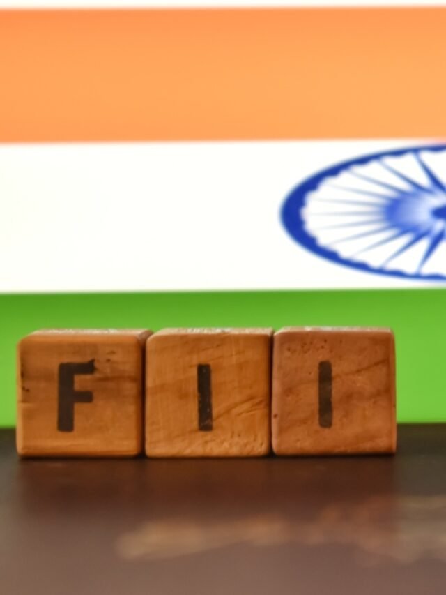 FII vs DII : Indian Stock Market में FIIs की हिस्सेदारी घटी, DIIs का प्रभाव बढ़ा